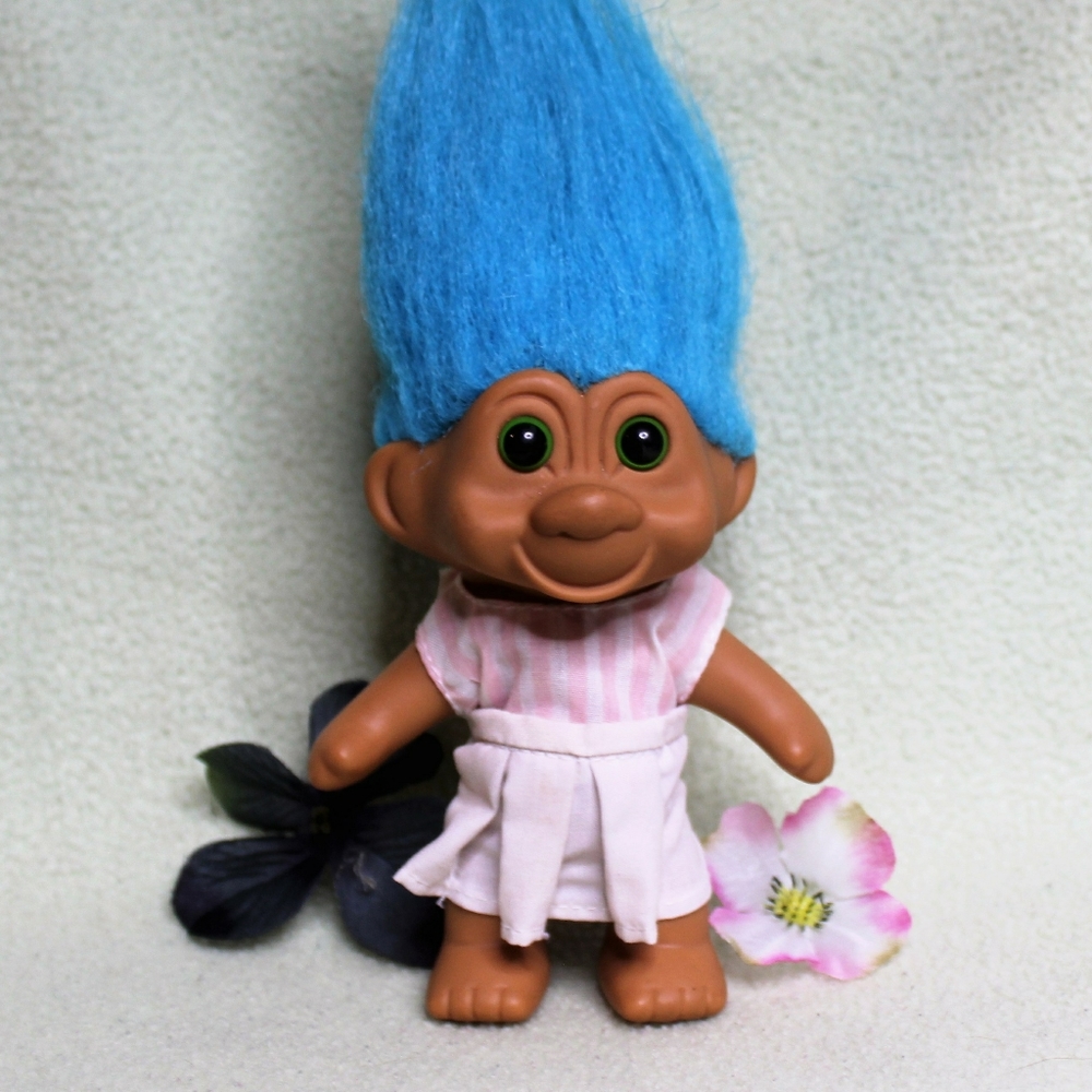 Vintage 90's Troll Doll in cute outfit